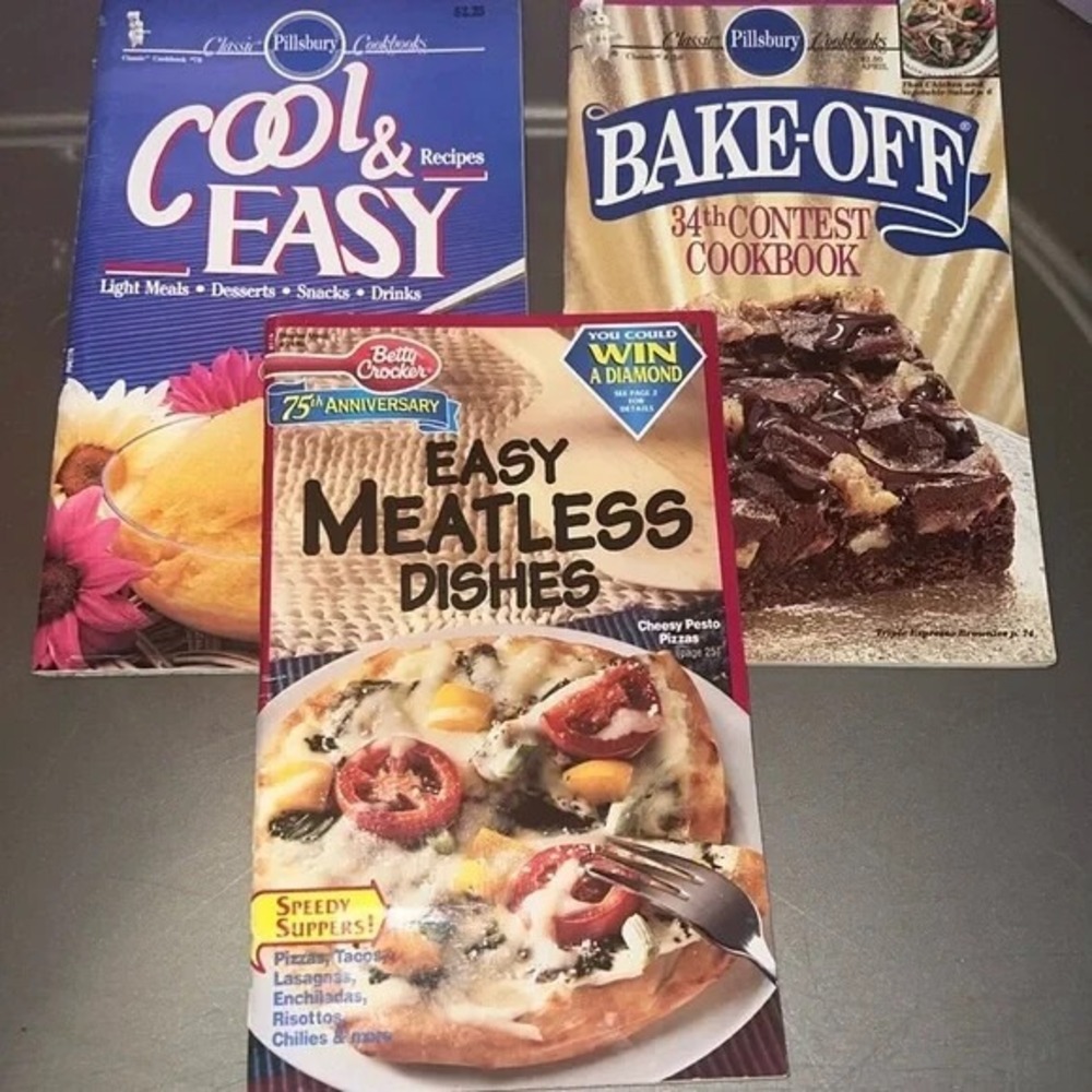 Pillsbury Cool Easy Recipes & Betty Crocker Meatless Dishes Cookbooks